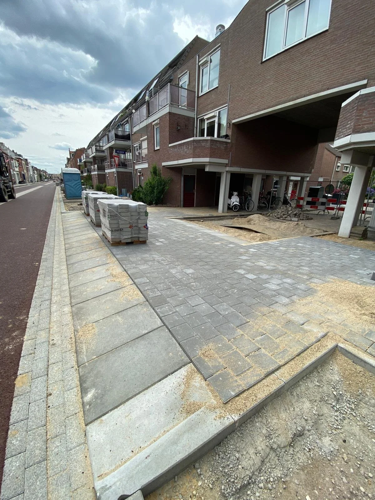 Nieuwe Straelseweg 2026 - Week 24 2026 - Straelend Schoon - 00008.jpeg