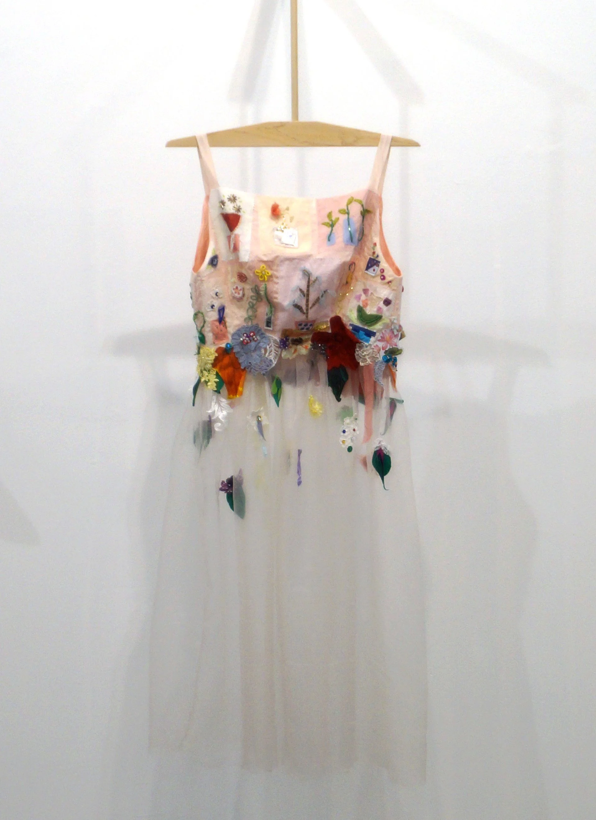 BABS_WEISS_FLOWERS-FROM-OTHERS_47x16.5_TEXTILE-MIXED-MEDIA_2018-2019_$9000.jpg