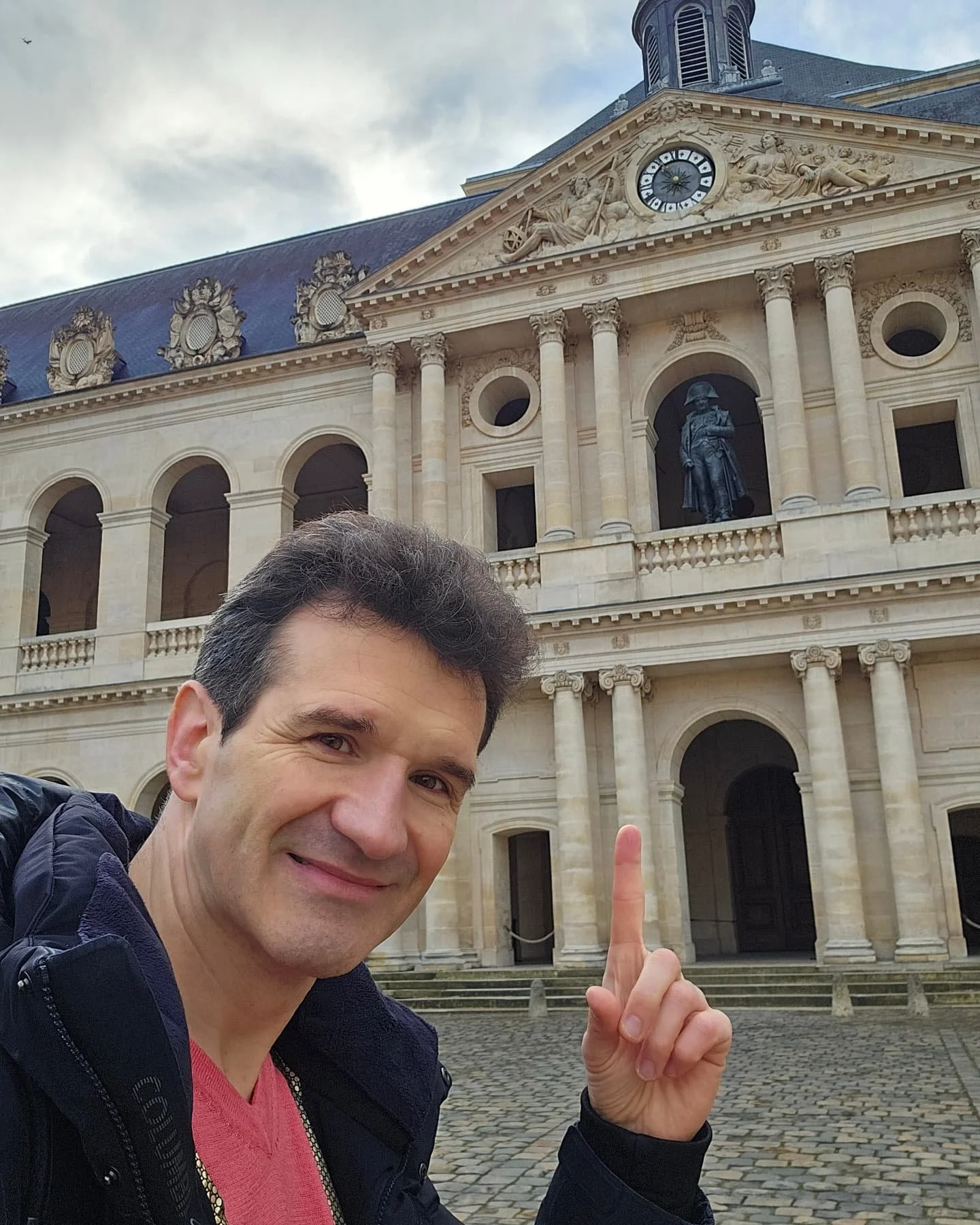 Most memorable concert, repeating Yehudi Menuhin's concert at the Royal Albert Hall in 1943. Two absolute masterpieces, Beethoven's violin concerto and Po&egrave;me by Chausson. Few video excerpts here, under Napoleon's surveillance, with @bastien_st