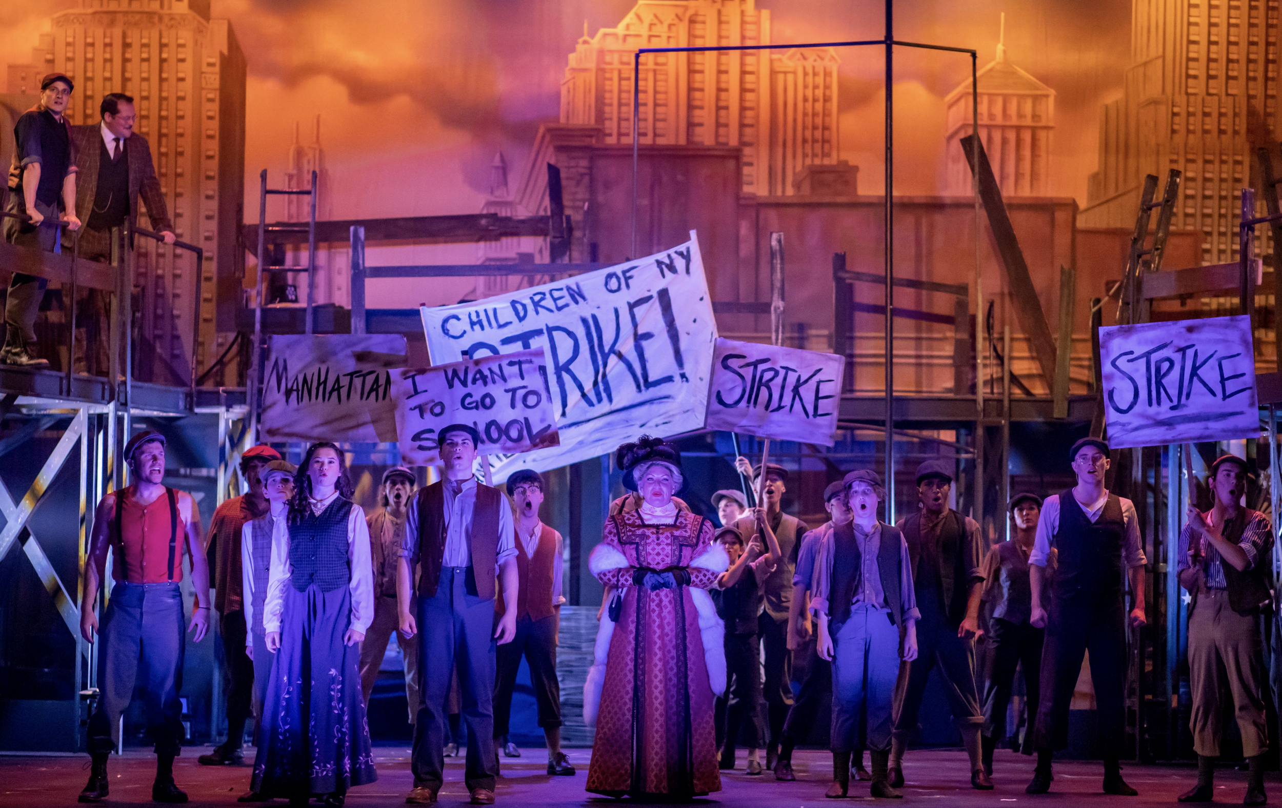 Newsies, Prop Design