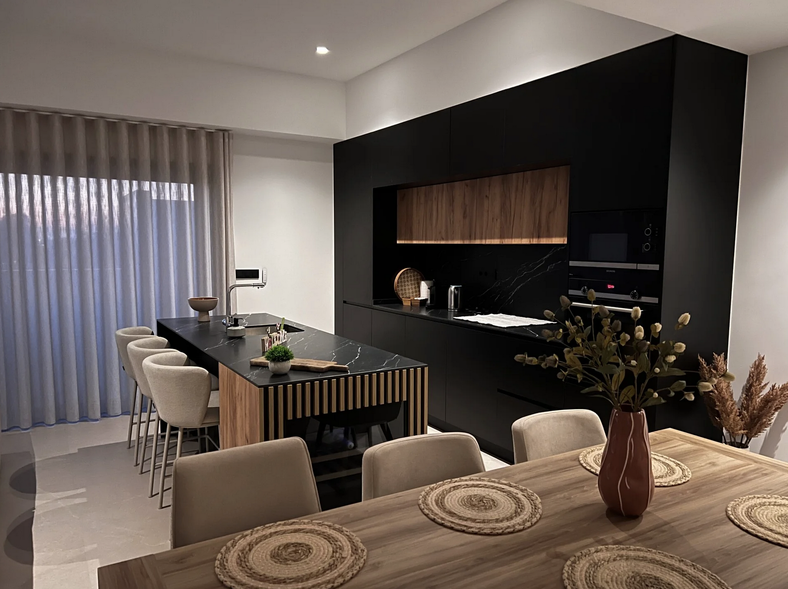 HP 38 DINER-KITCHEN.png