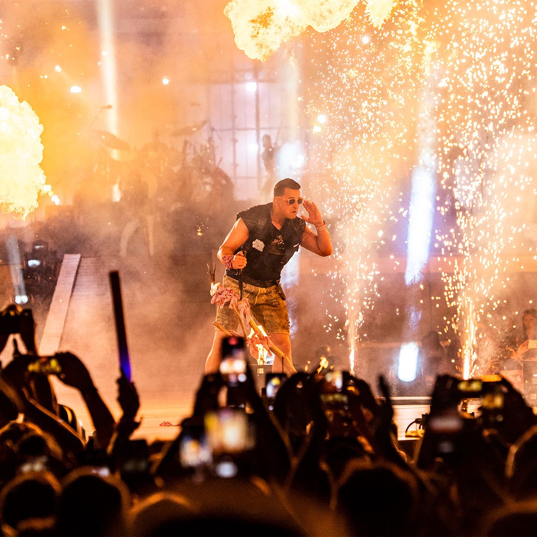 gabalier-backstage.jpg