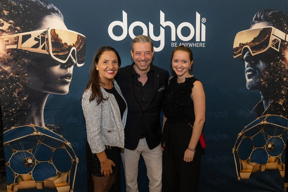 dayholi-next-00007.jpg