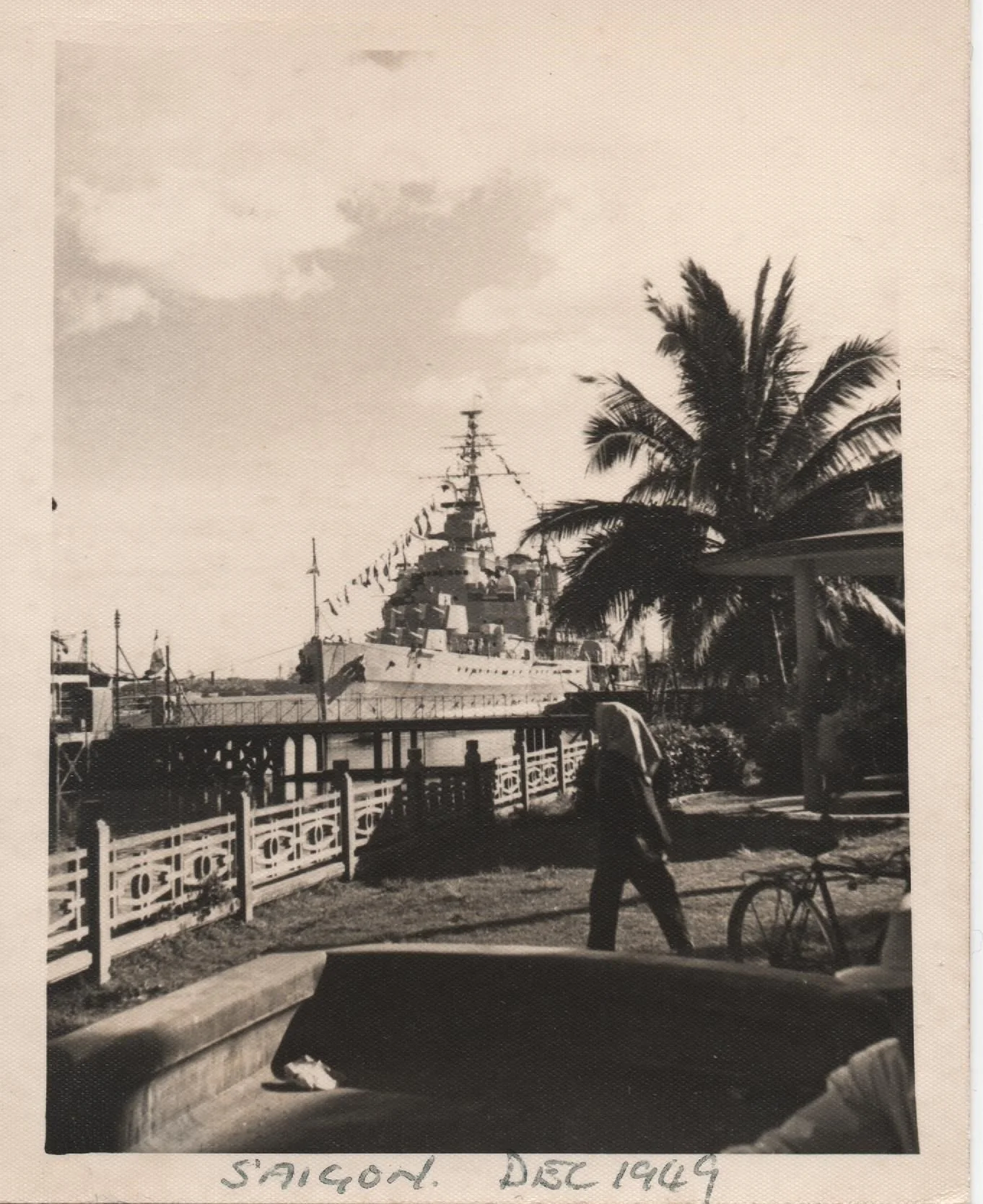 HMS Belfast Dec 1949 Saigon.jpeg
