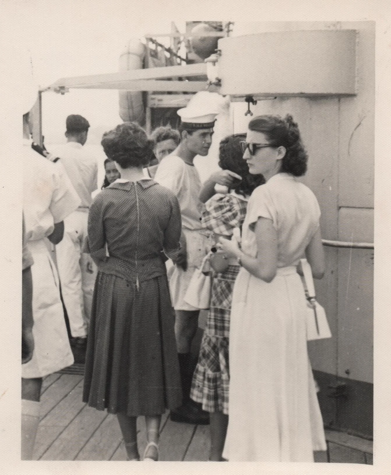 HMS Belfast Saigon Dec 18 1949 visitors 1.jpeg