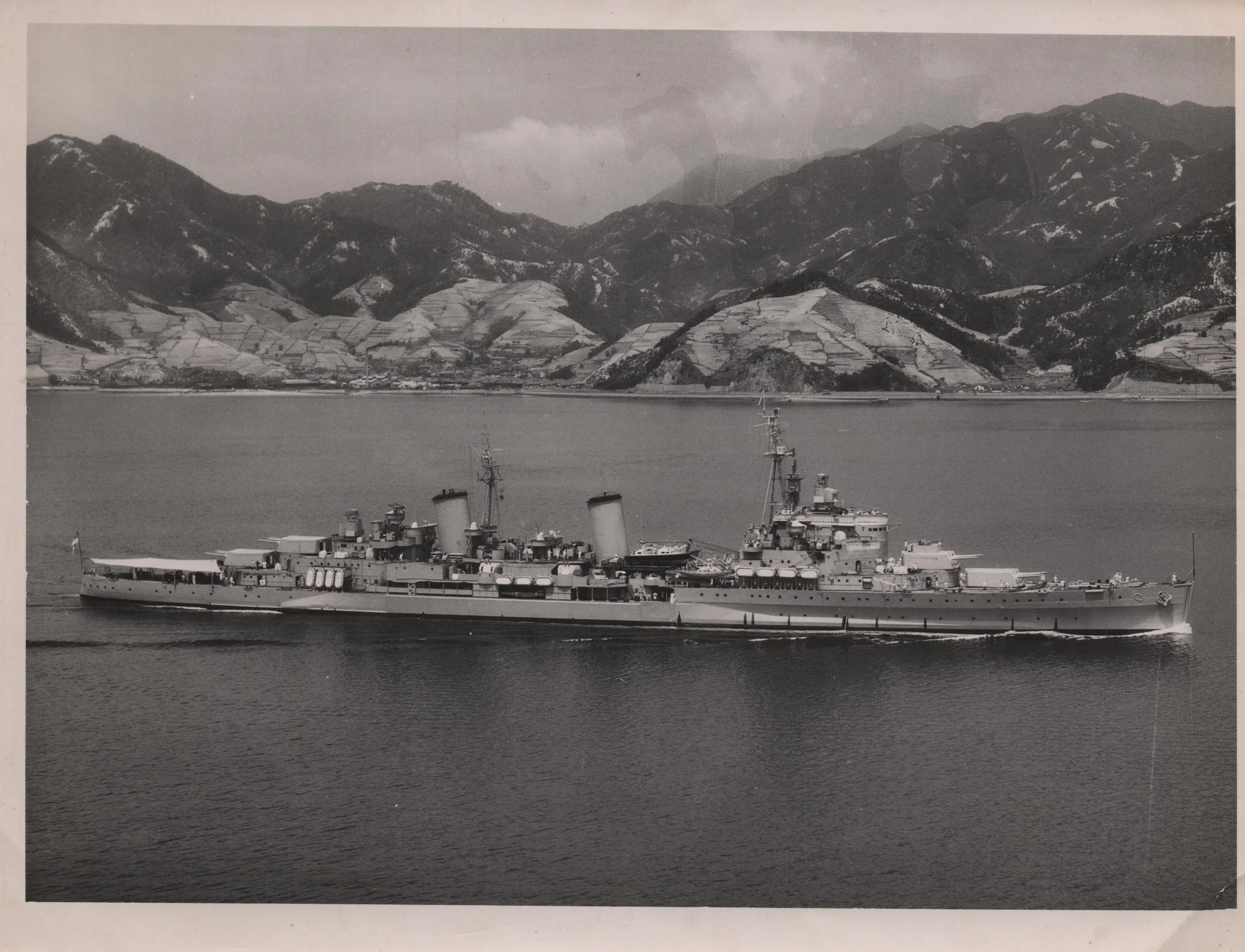 HMS Belfast May 1950 Kure.jpeg