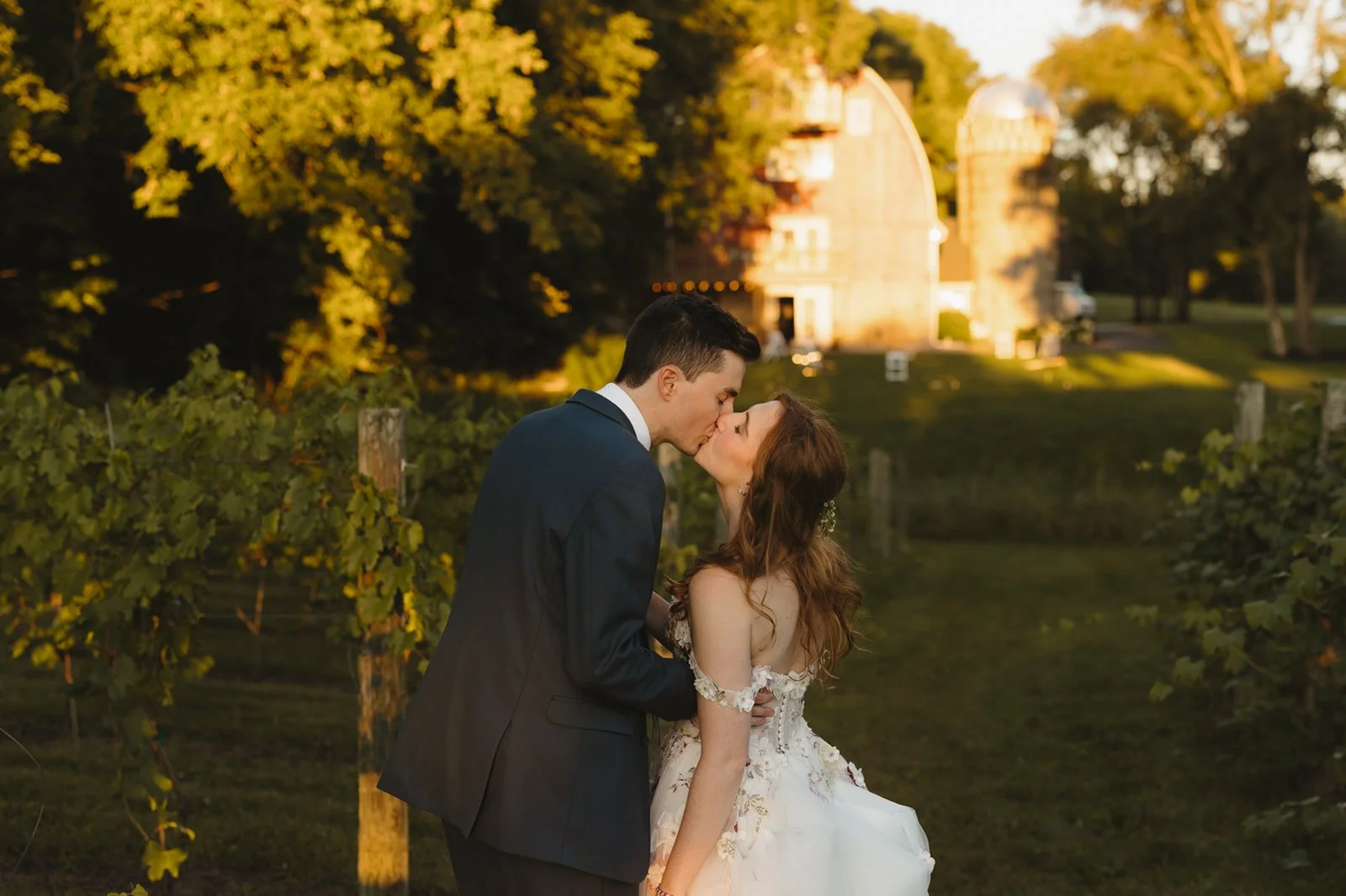 Howling Moon Wedding | Lizzy + Lucas