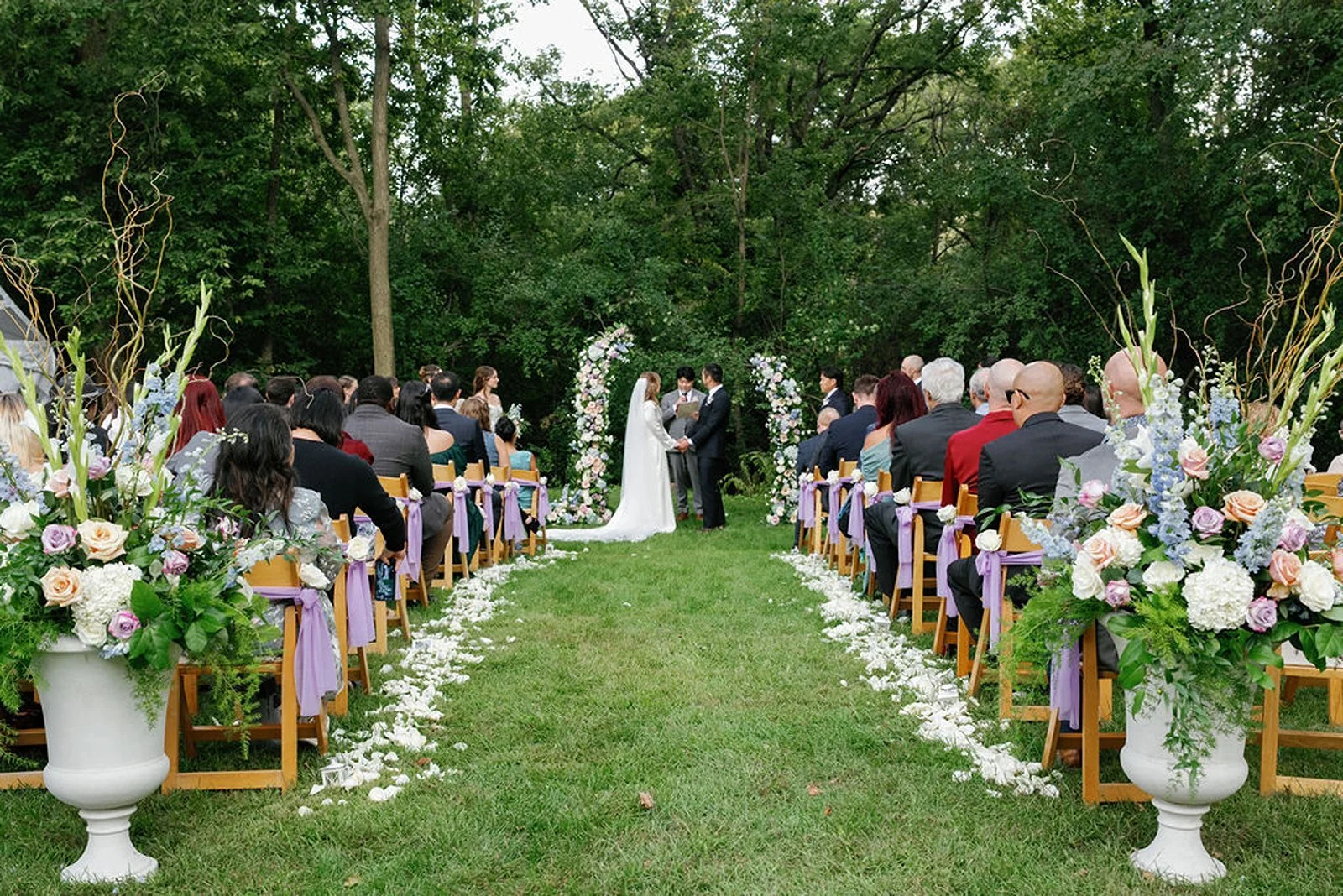 How to officiate a wedding in Minnesota