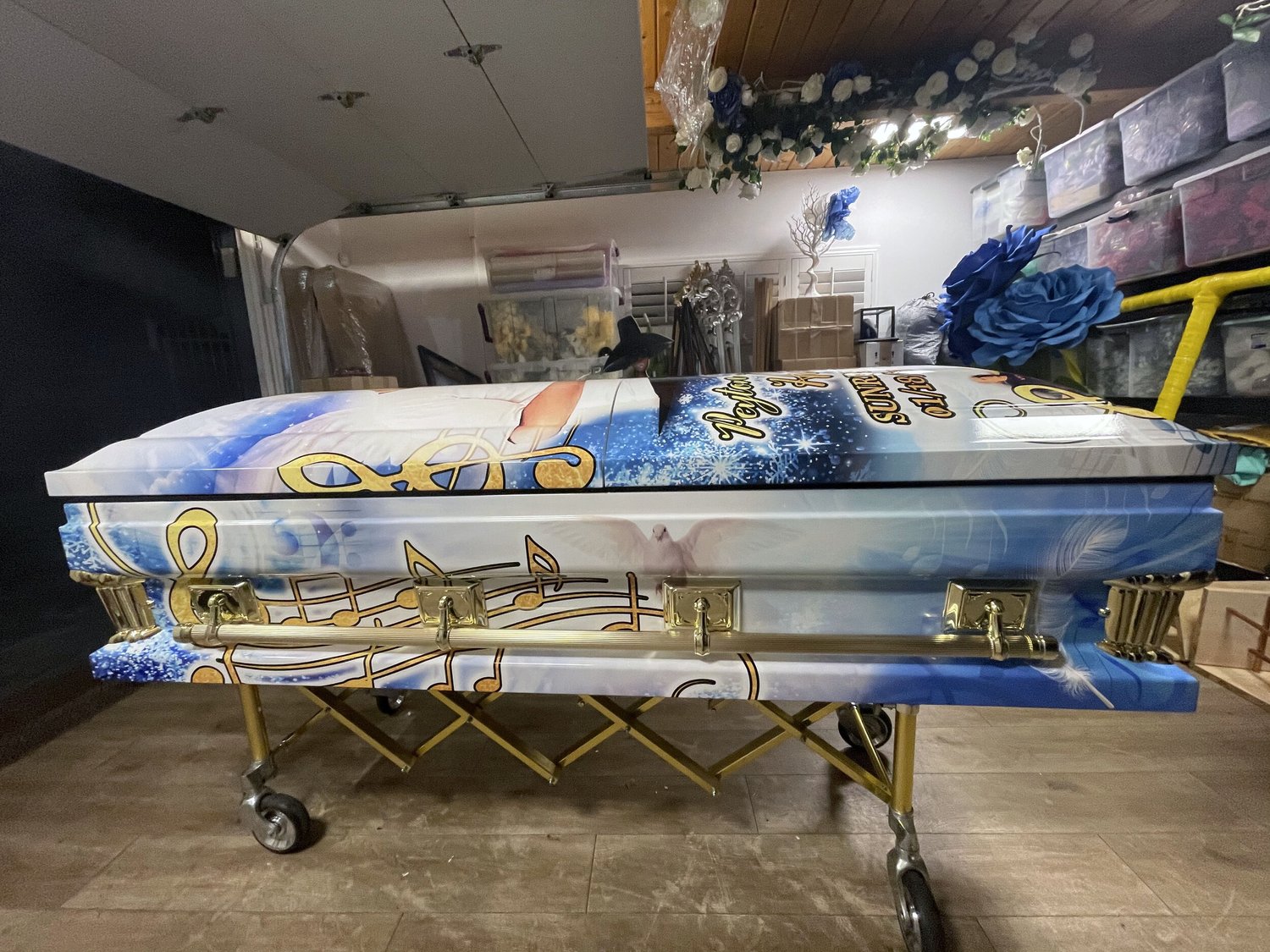 Gallery — Los Angeles Casket Wraps