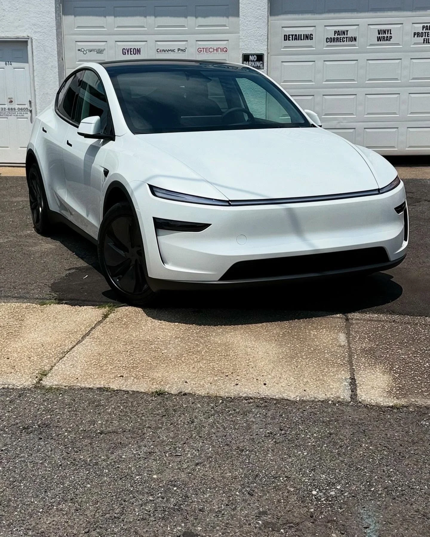 For Rent: 2026 Tesla Model Y - $125/day! Experience the future of driving with this sleek, all-electric SUV. Packed with cutting-edge tech, premium comfort, and impressive range. Free overnight charging included at our pick-up location. Book now for 