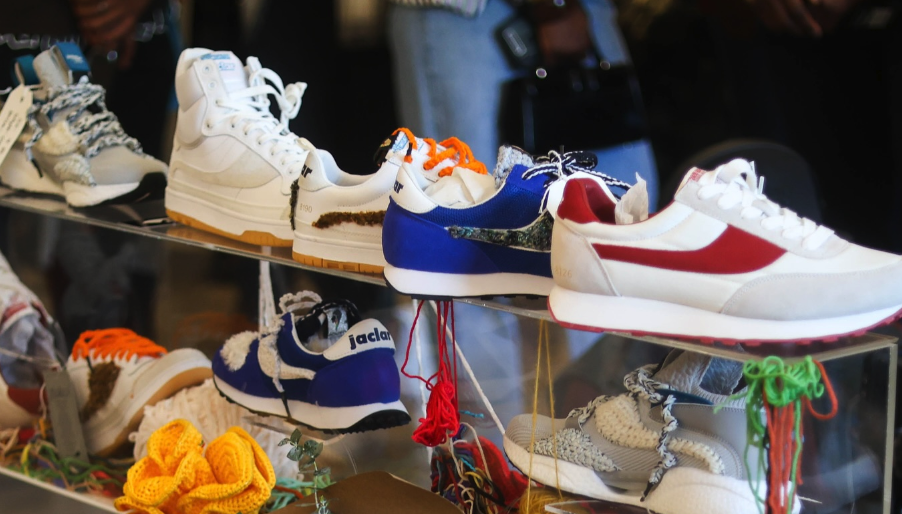 Legin Knits x Jaclar: Canada