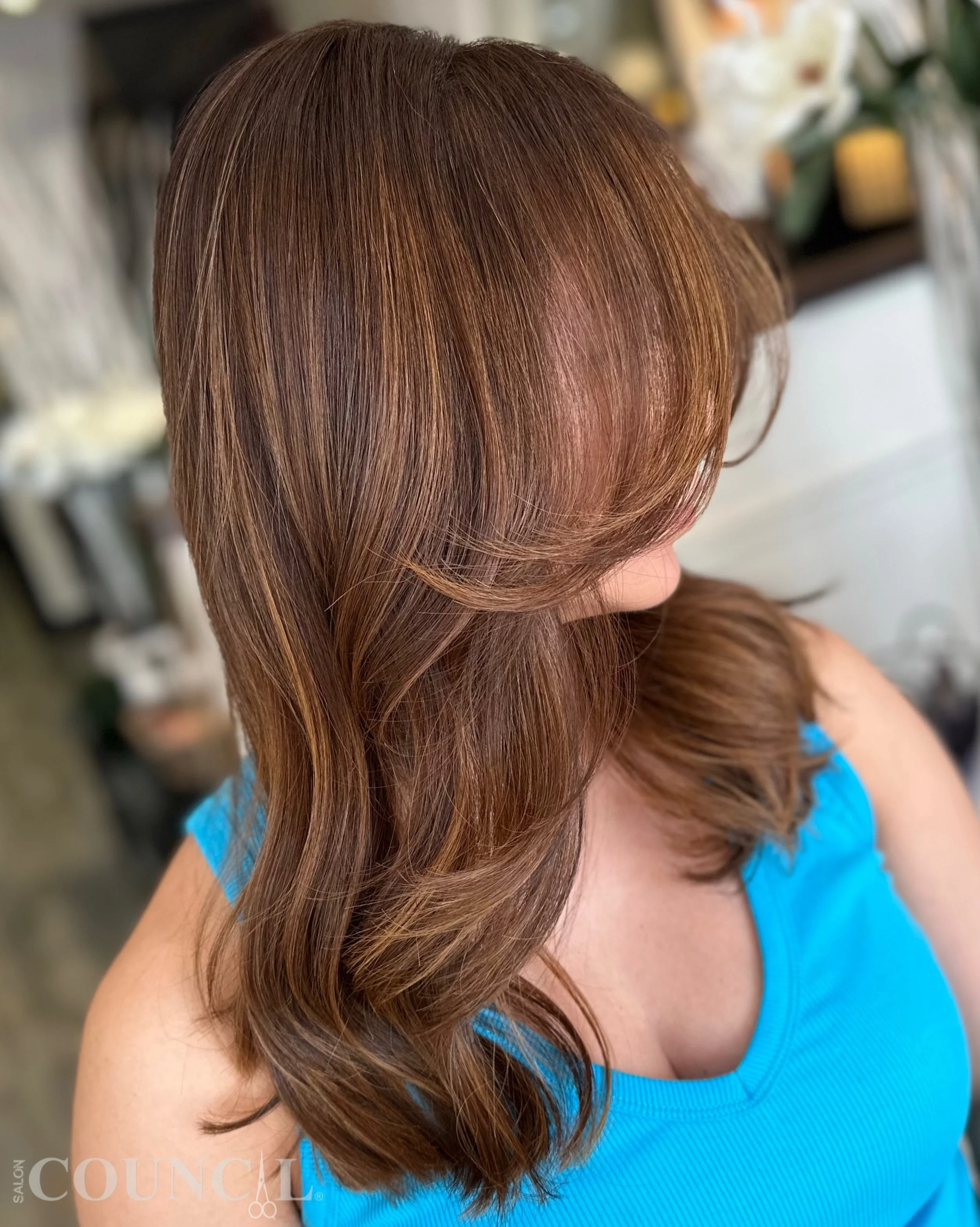 Rust brown with rich dimension 🤎
This layered long bob was elevated with a warm dimensional rust brown color, creating depth, shine, and beautiful movement throughout the haircut.

Created by Allan @filamhairartist at Salon Council.

#SalonCouncil #