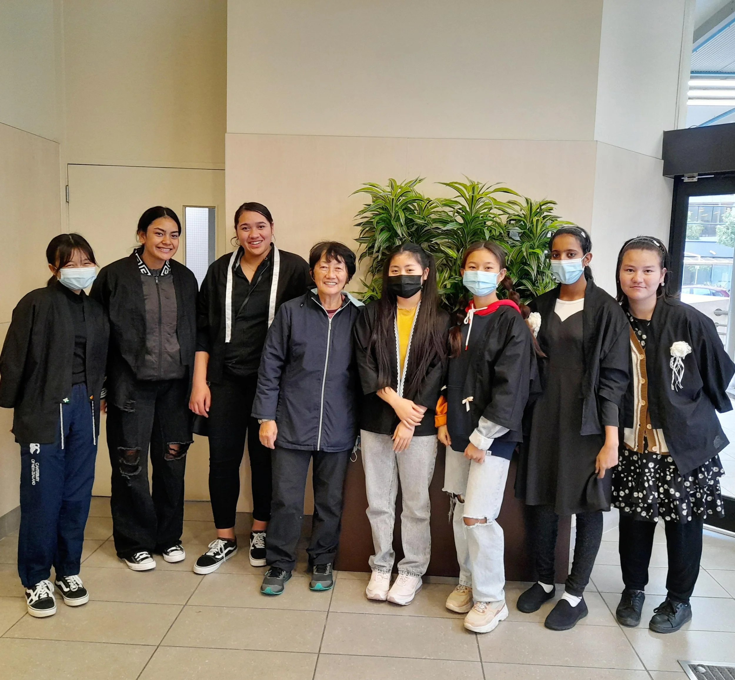 Fashion Students Visit Whitecliffe Fashion Tech.