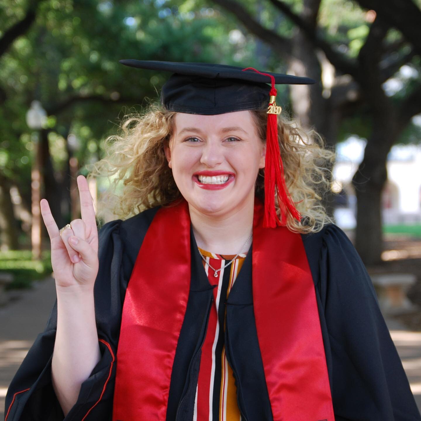 Moving the brother out meant I got to take ~real~ graduation photos. So it&rsquo;s for real now.