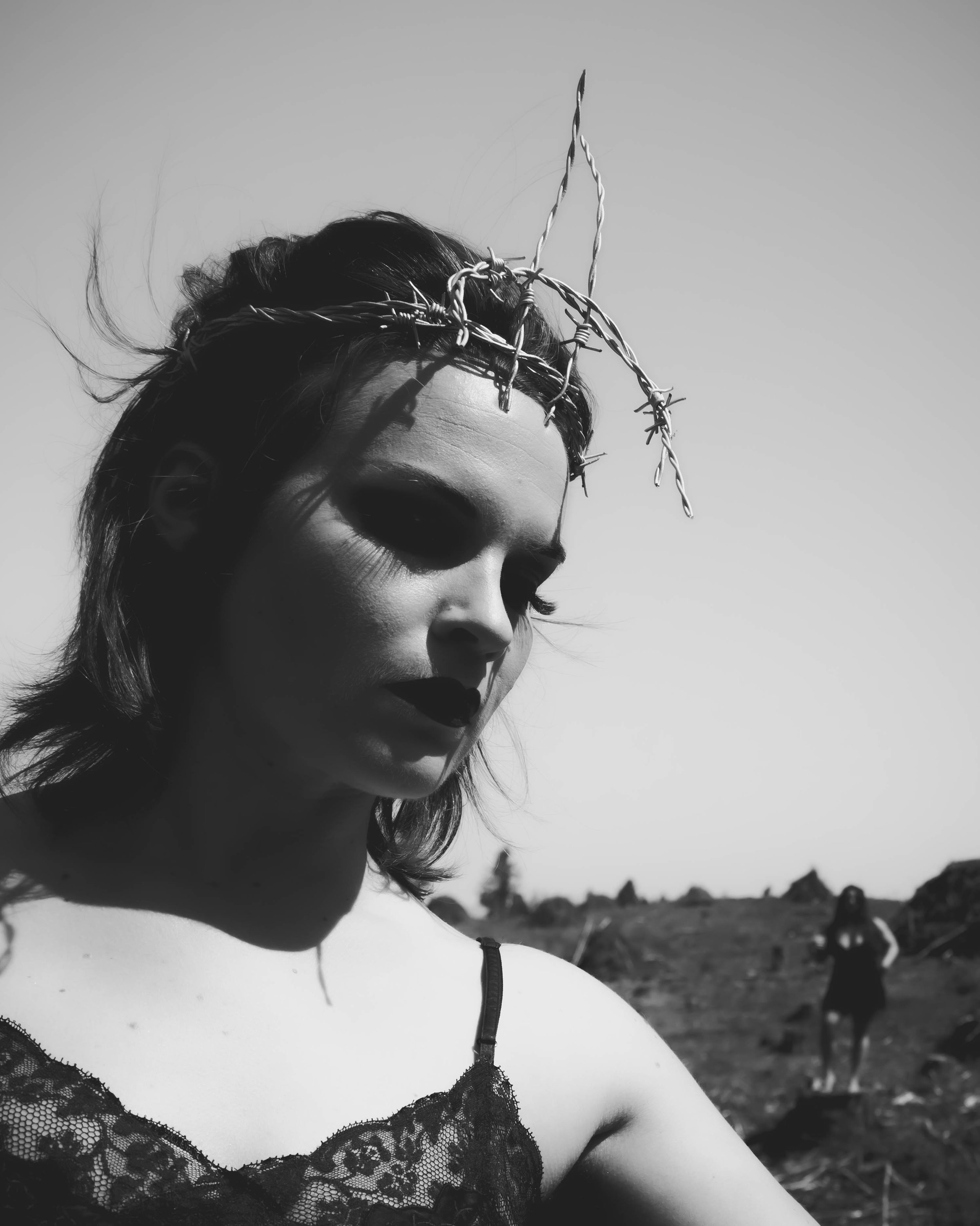 Barbedwire crown-4.jpg