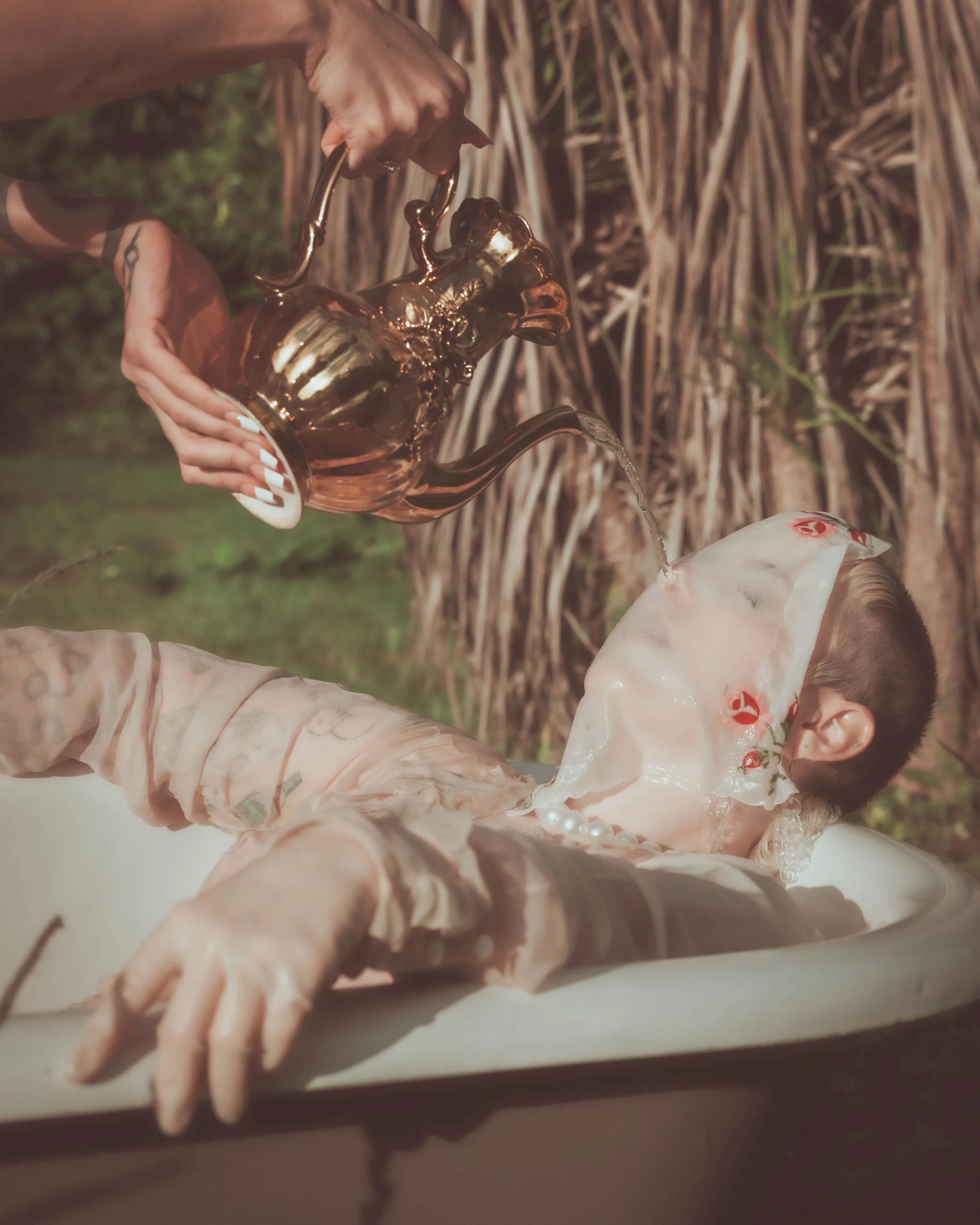 bathtub tea party-102.jpg