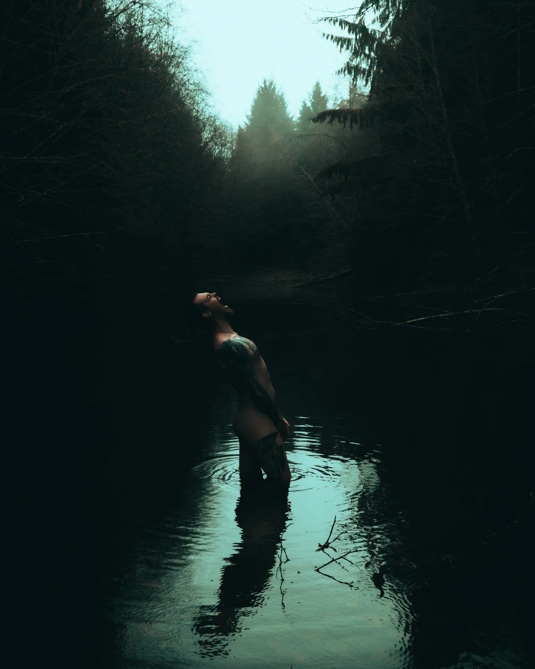 pond selfportrait-1 (Large).JPG