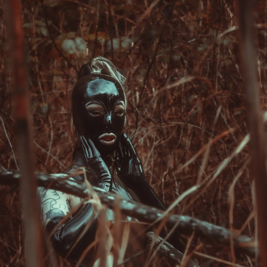 Dani Latex-3 (Large).JPG