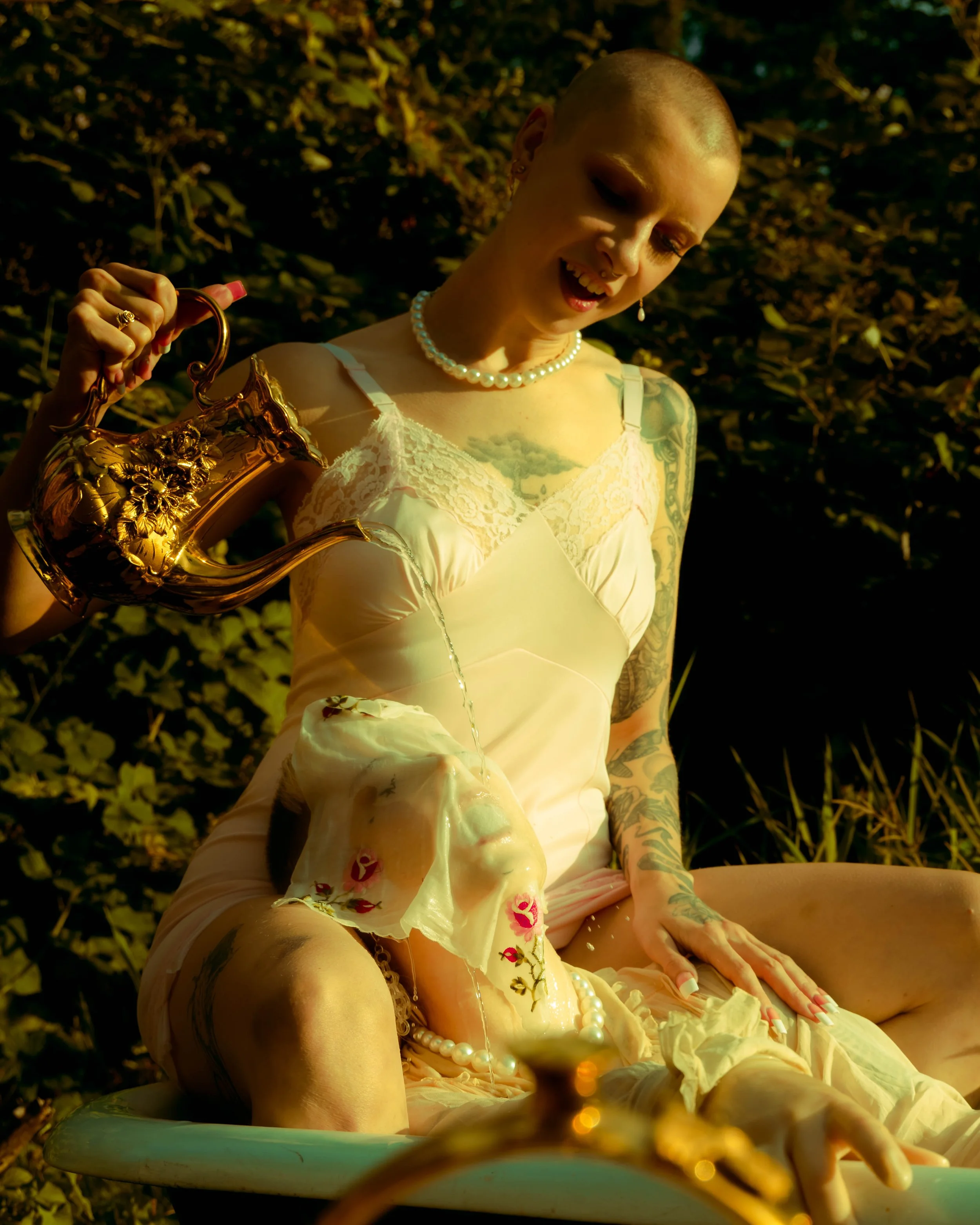 bathtub tea party-100.jpg