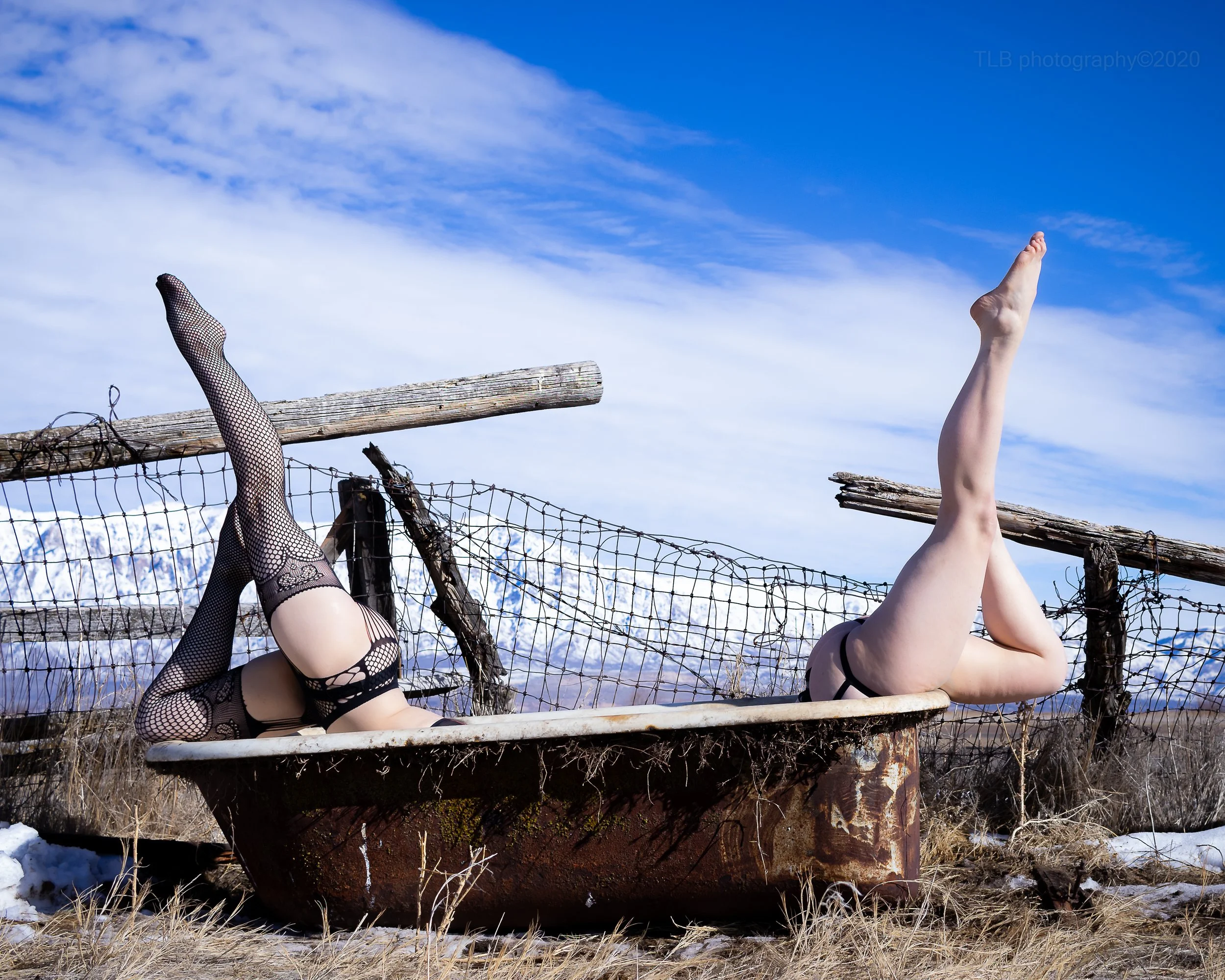 Ashley and Sarah-10.JPG