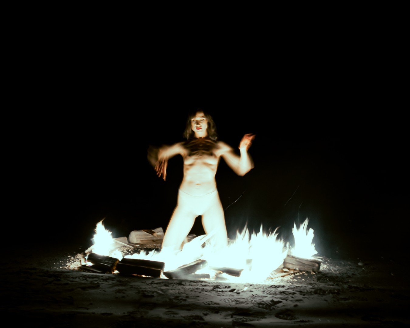 Beach fire-10 (Large).JPG