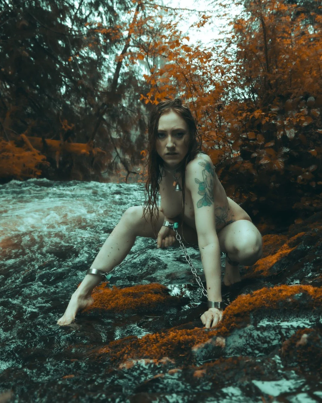 Cyan in chains-39 (Large).JPG