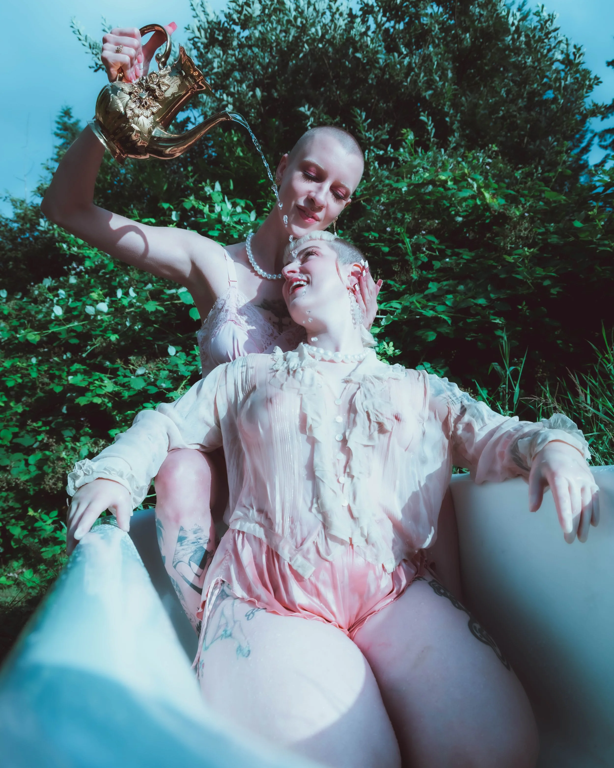 bathtub tea party-83.jpg