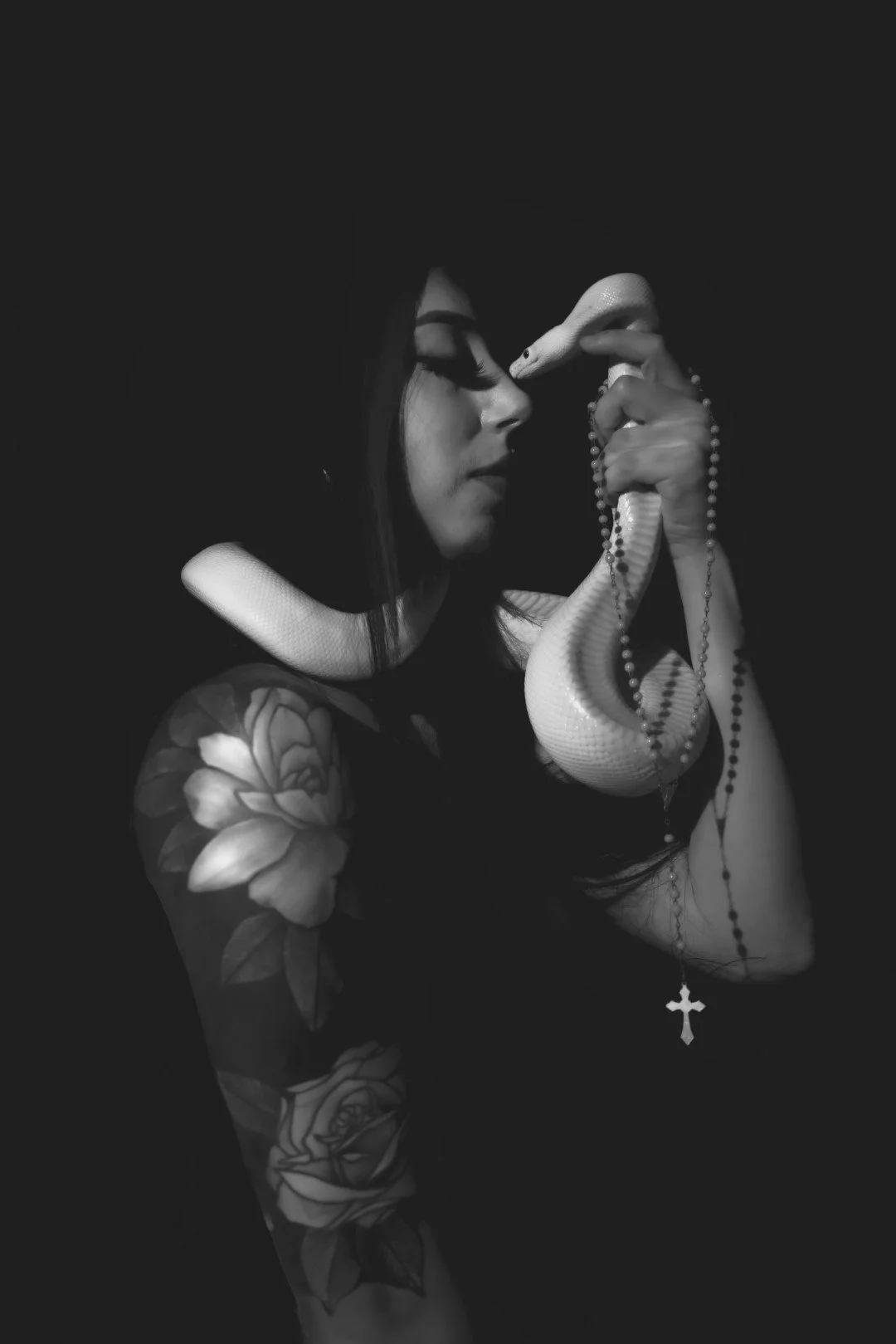 Nyx and Zuzu-73 (Large).JPG