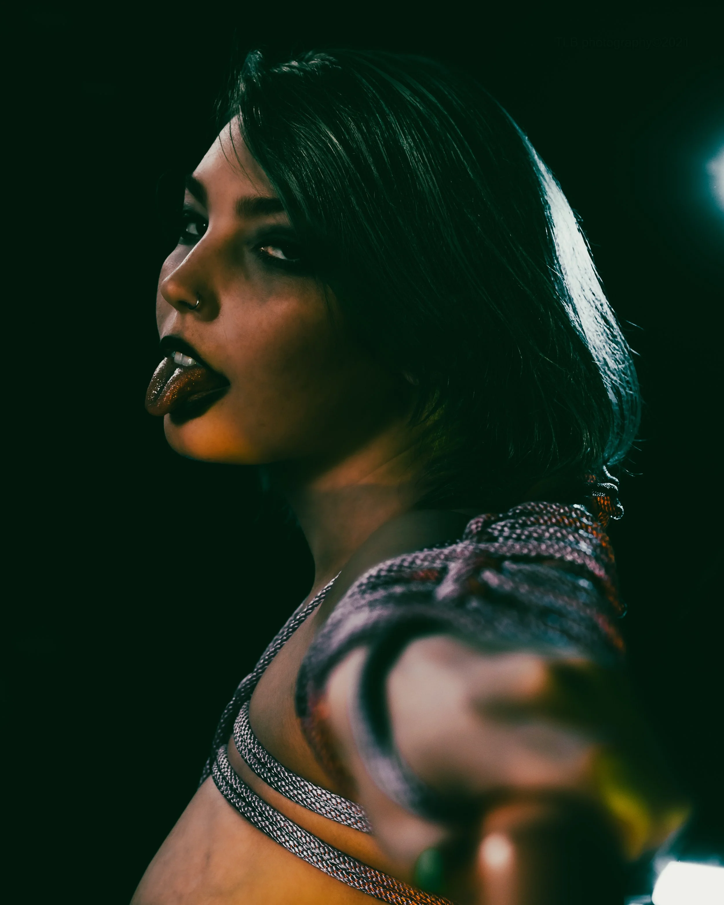 Lovely rope and skull-5.JPG