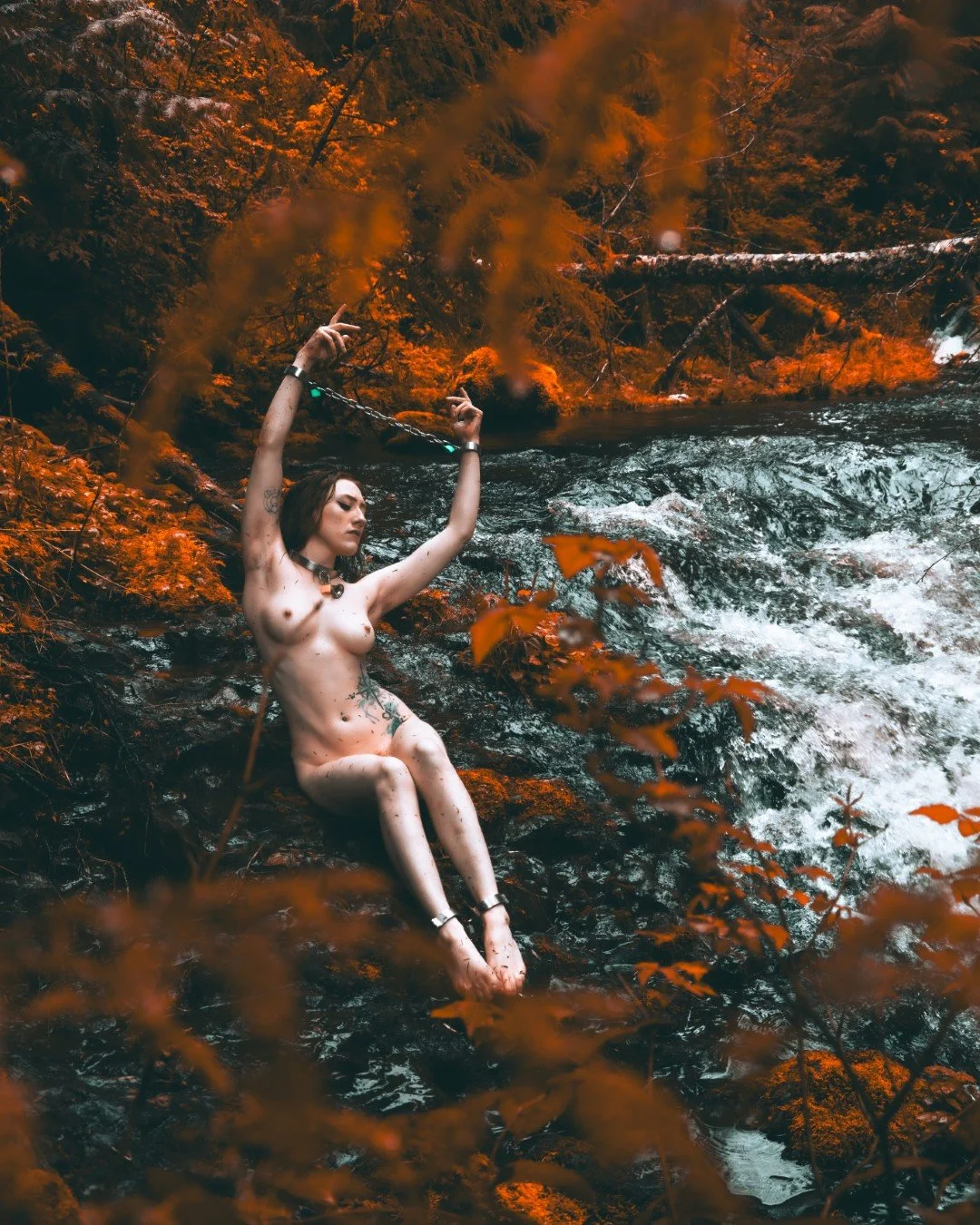 Cyan in chains-27 (Large).JPG