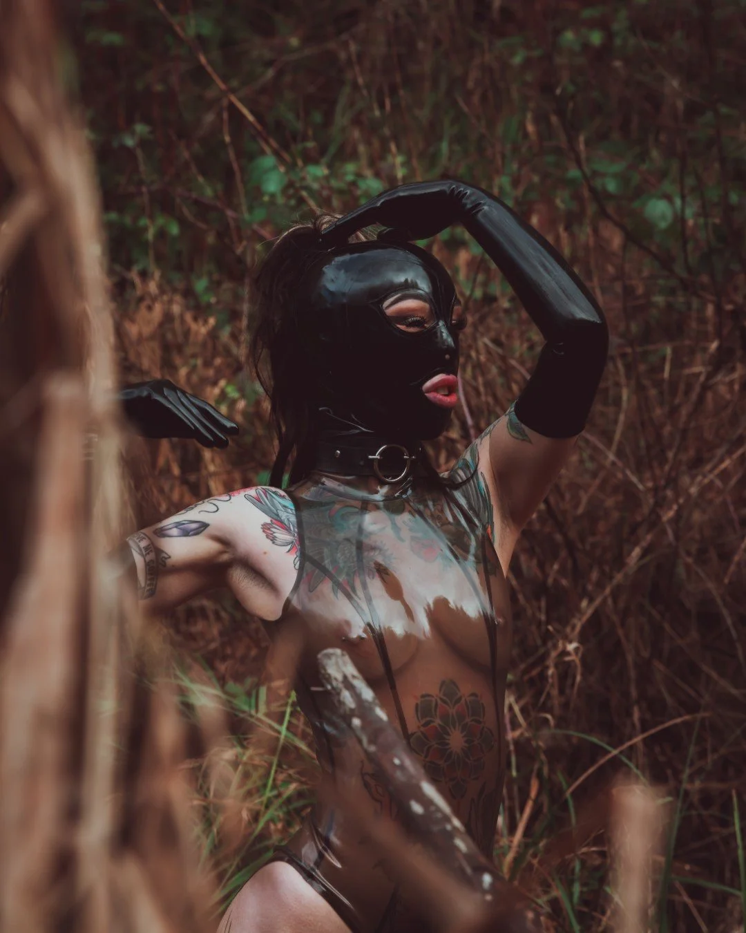 Dani Latex-4 (Large).JPG