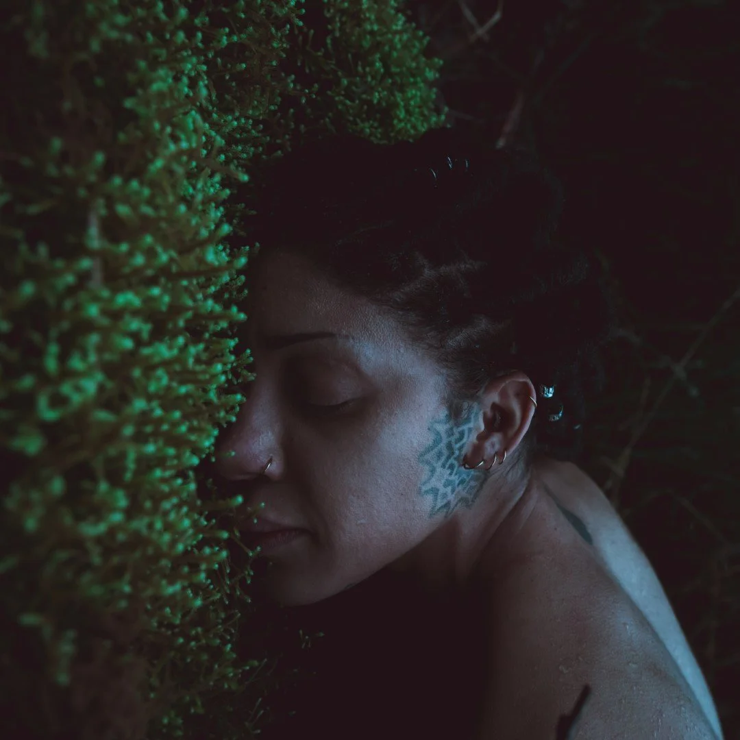 melissa in rain -53 (Large).JPG