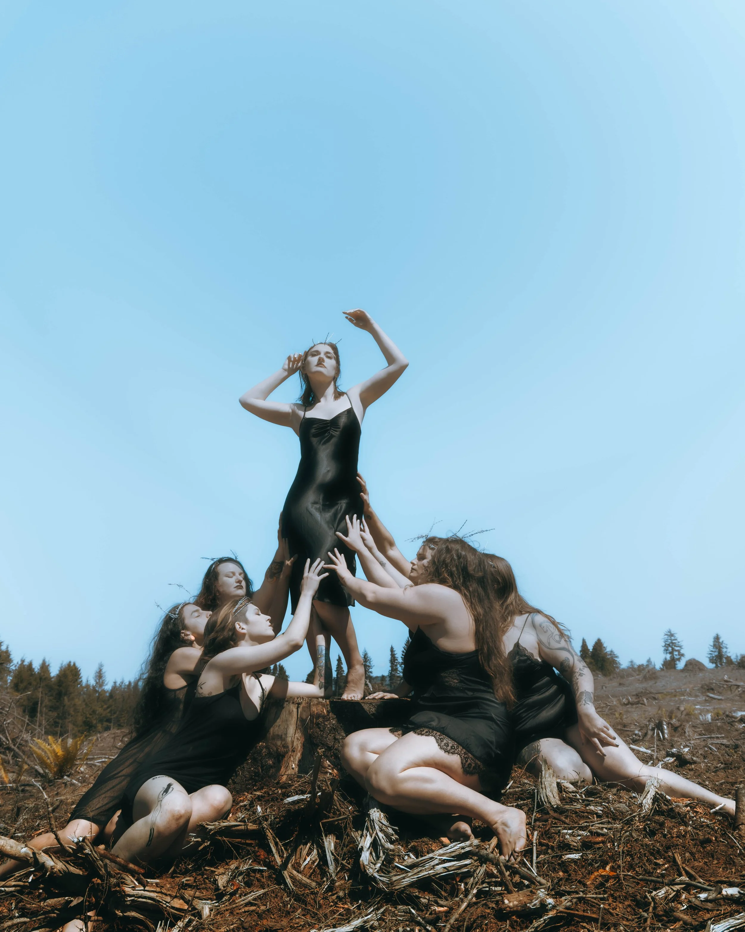 Barbedwire crown-17.jpg