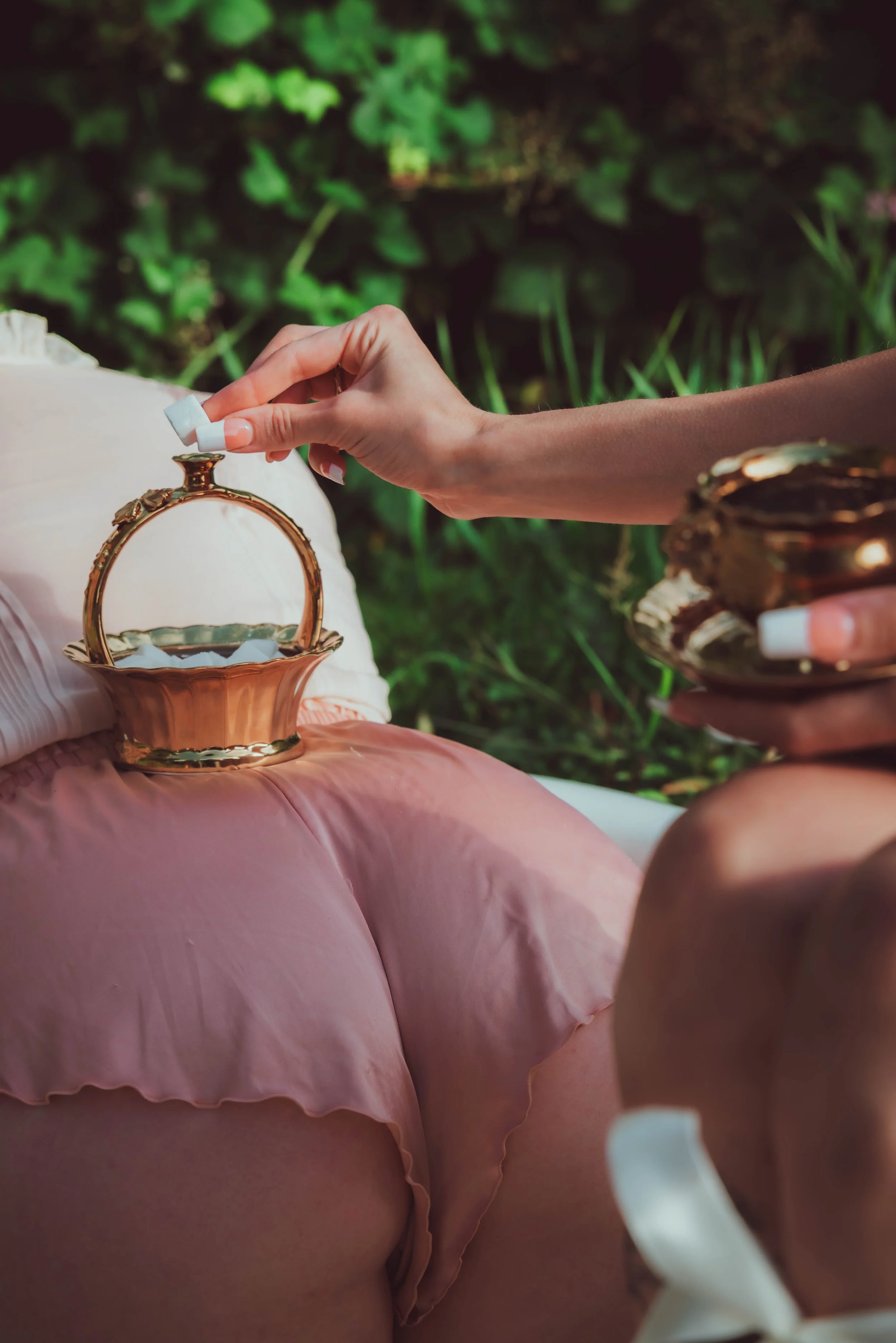 bathtub tea party-37.jpg