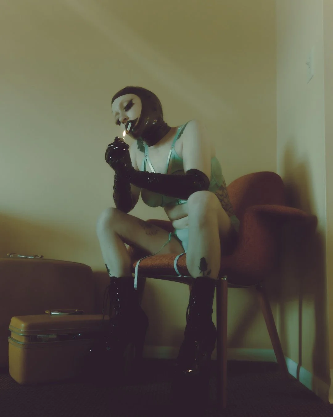 Atomic Hotel Rose-14 (Large).JPG