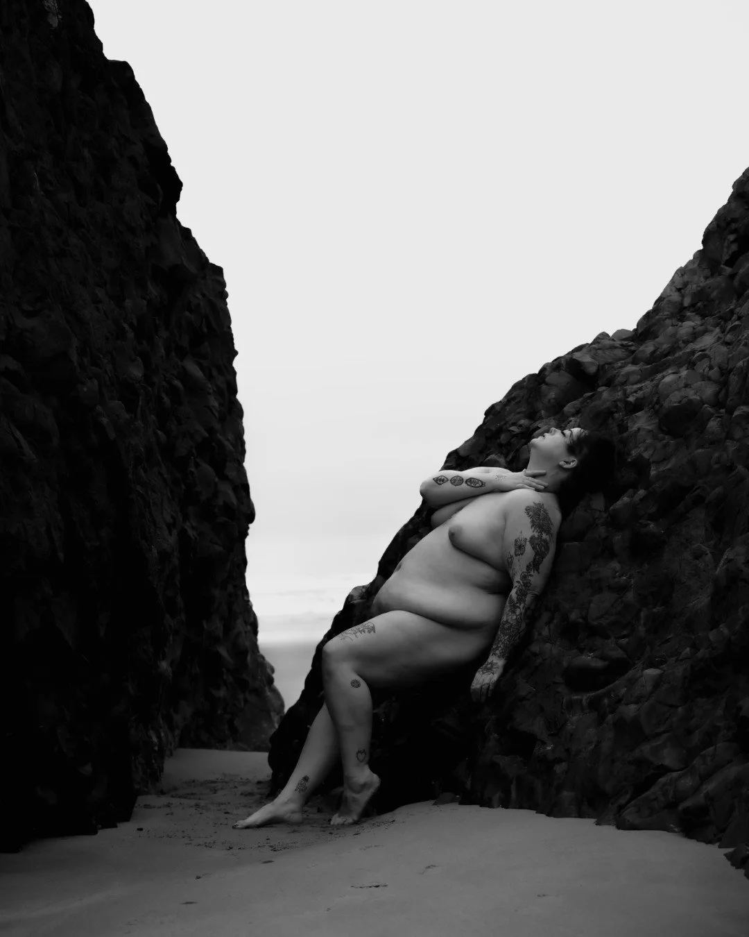 Kaylie beach-7 (Large).JPG