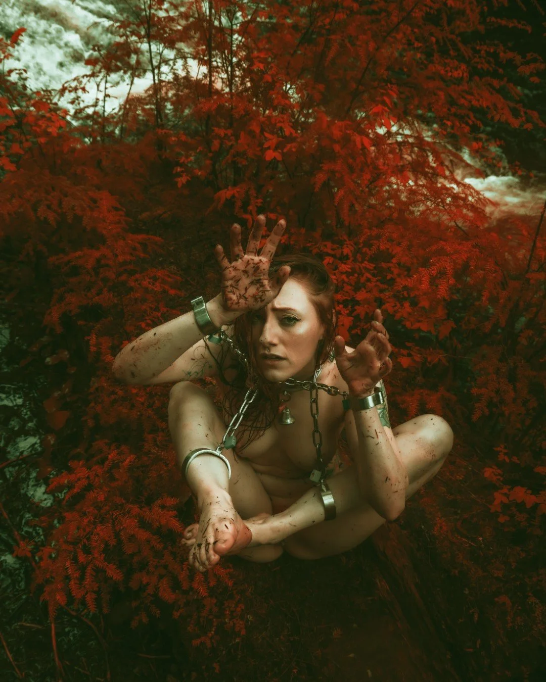 Cyan in chains-20 (Large).JPG