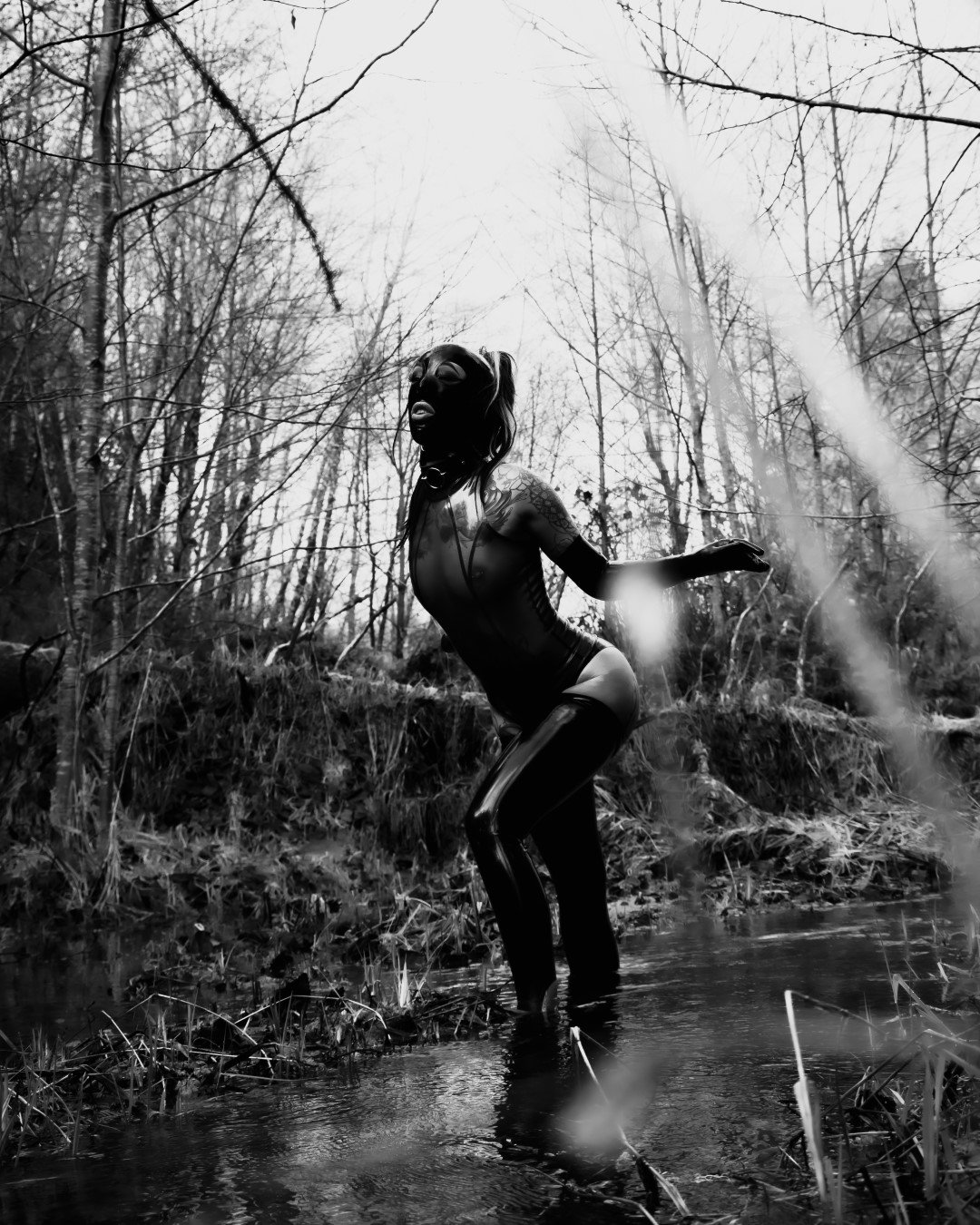 Dani Latex-20 (Large).JPG