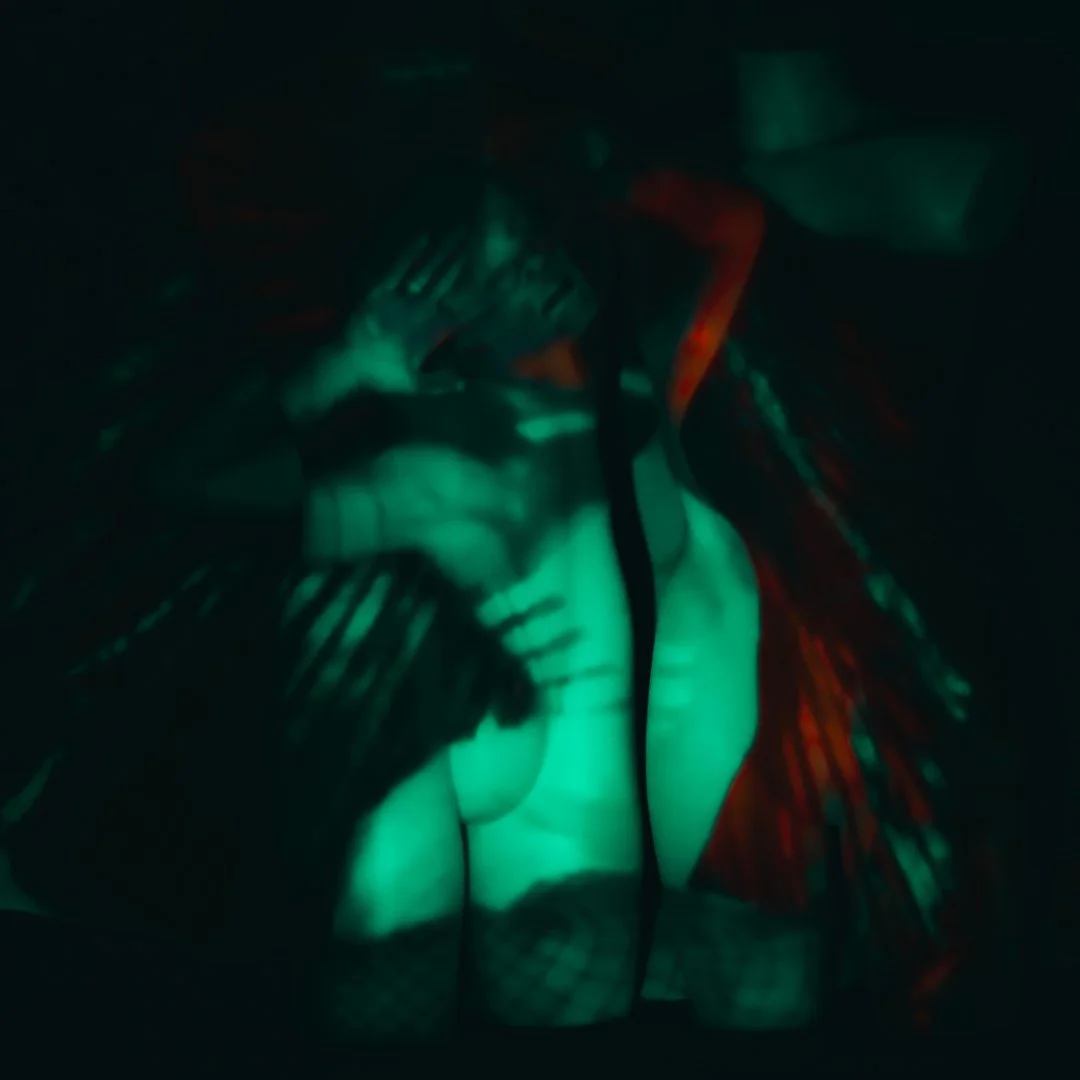 Tylar Remote-2 (Large).JPG