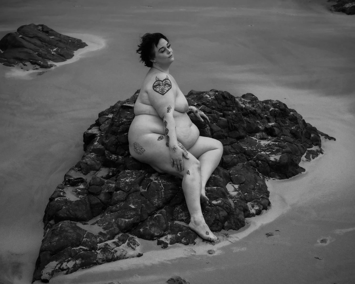 Kaylie beach-24 (Large).JPG