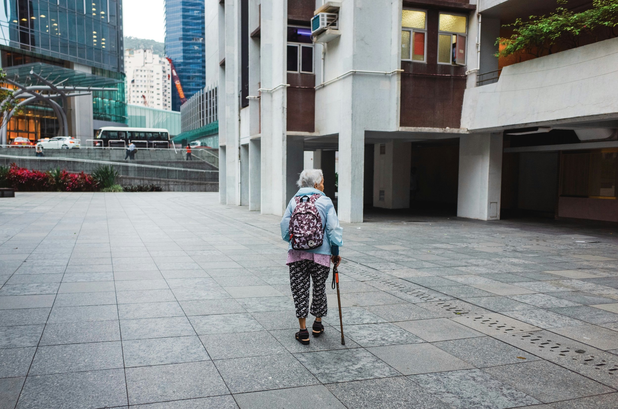 Growing Old in a Changing Hong Kong: Enjoyment or Challenge?