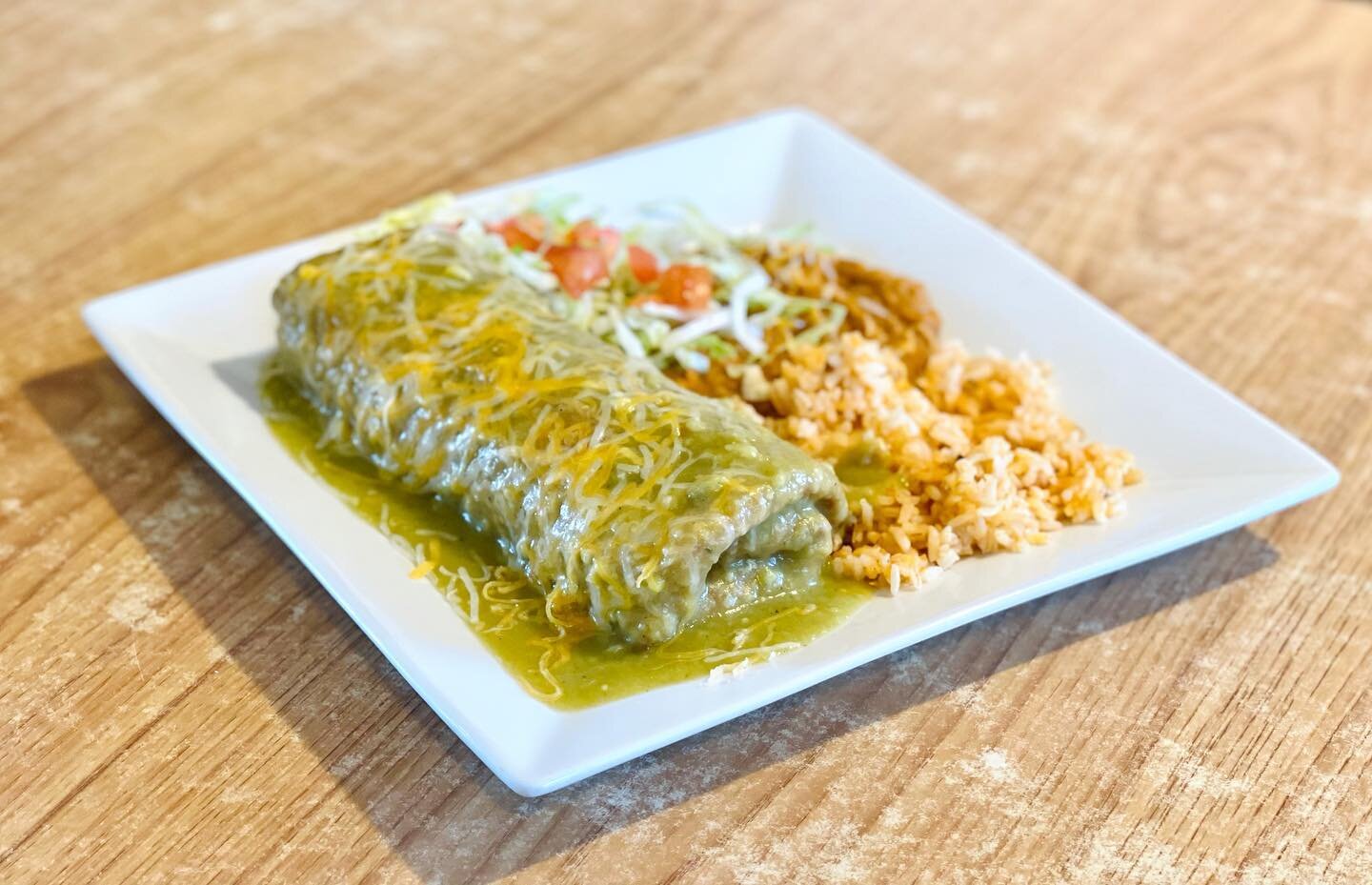 Our chimichanga is a MUST TRY!!
Top it off with our delicious salsa verde!! 🤤 
Dine-in or takeout available!!
Call us at (520)748-1032!! 
*chimichangas do not come with rice and beans*