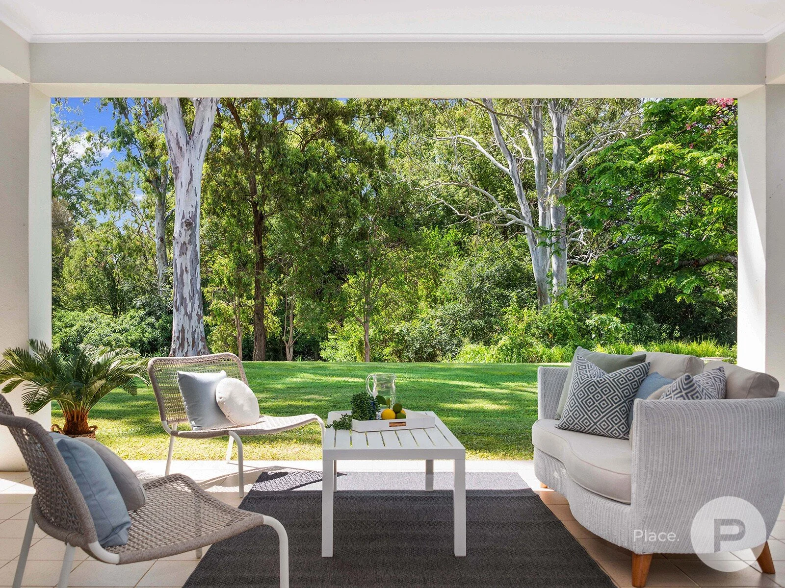 16 Rio Vista Close, Carindale