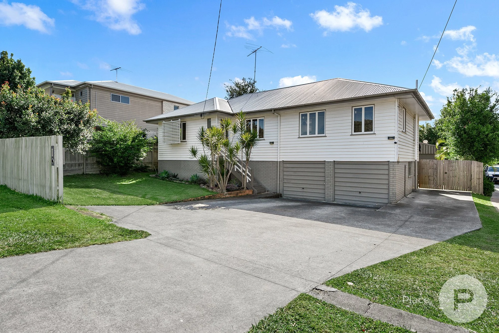 126 Macrossan Avenue, Norman Park