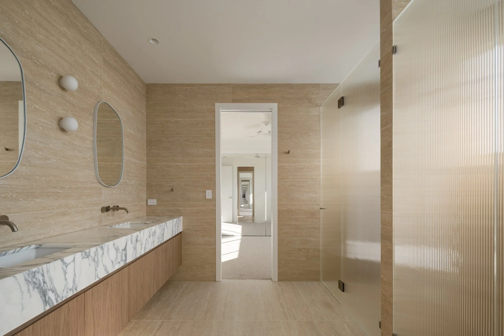 08-14 83 Laura Street, Tarragindi 05.jpg