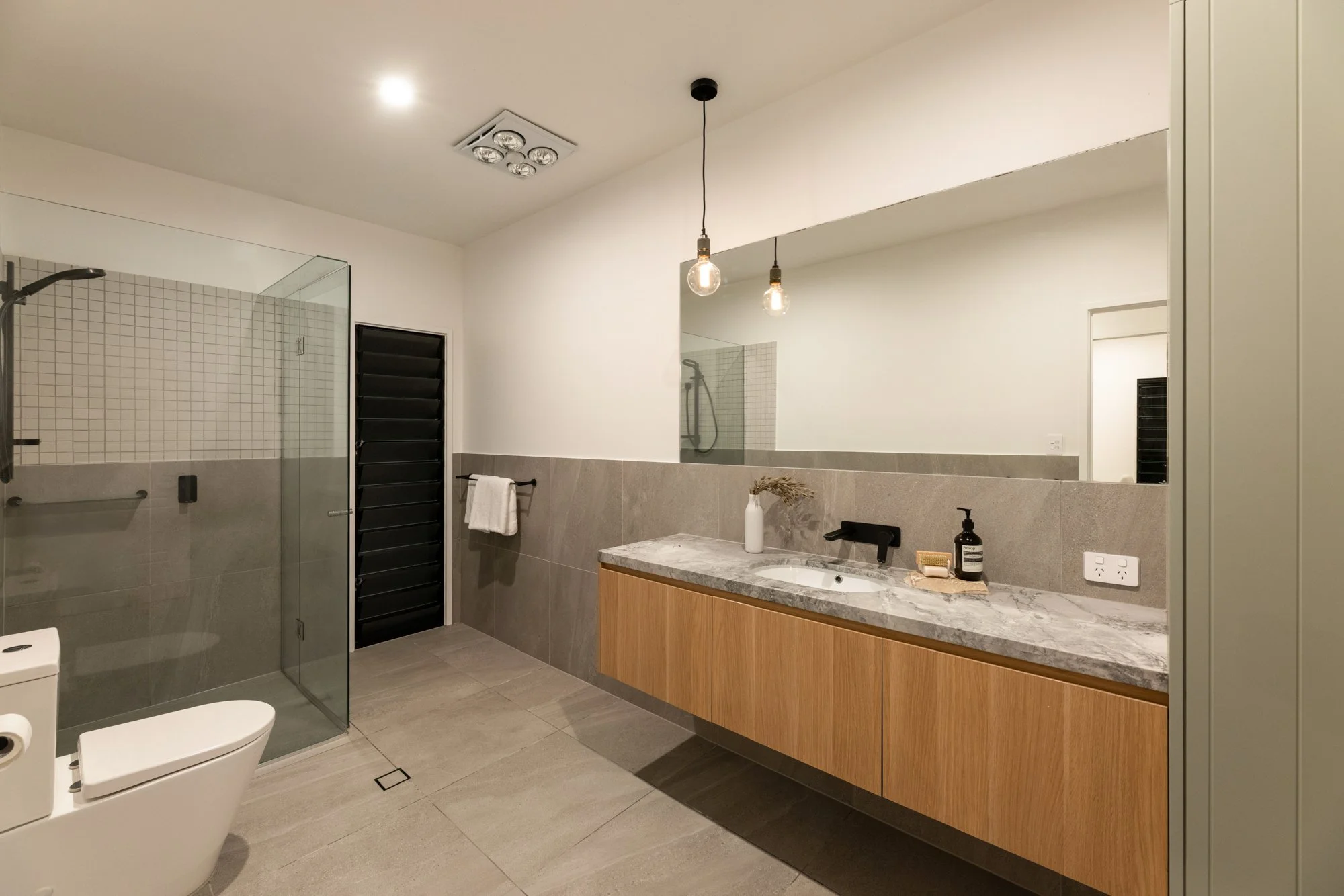 09-26 30 Heaslop Terrace, Annerley 22.jpg