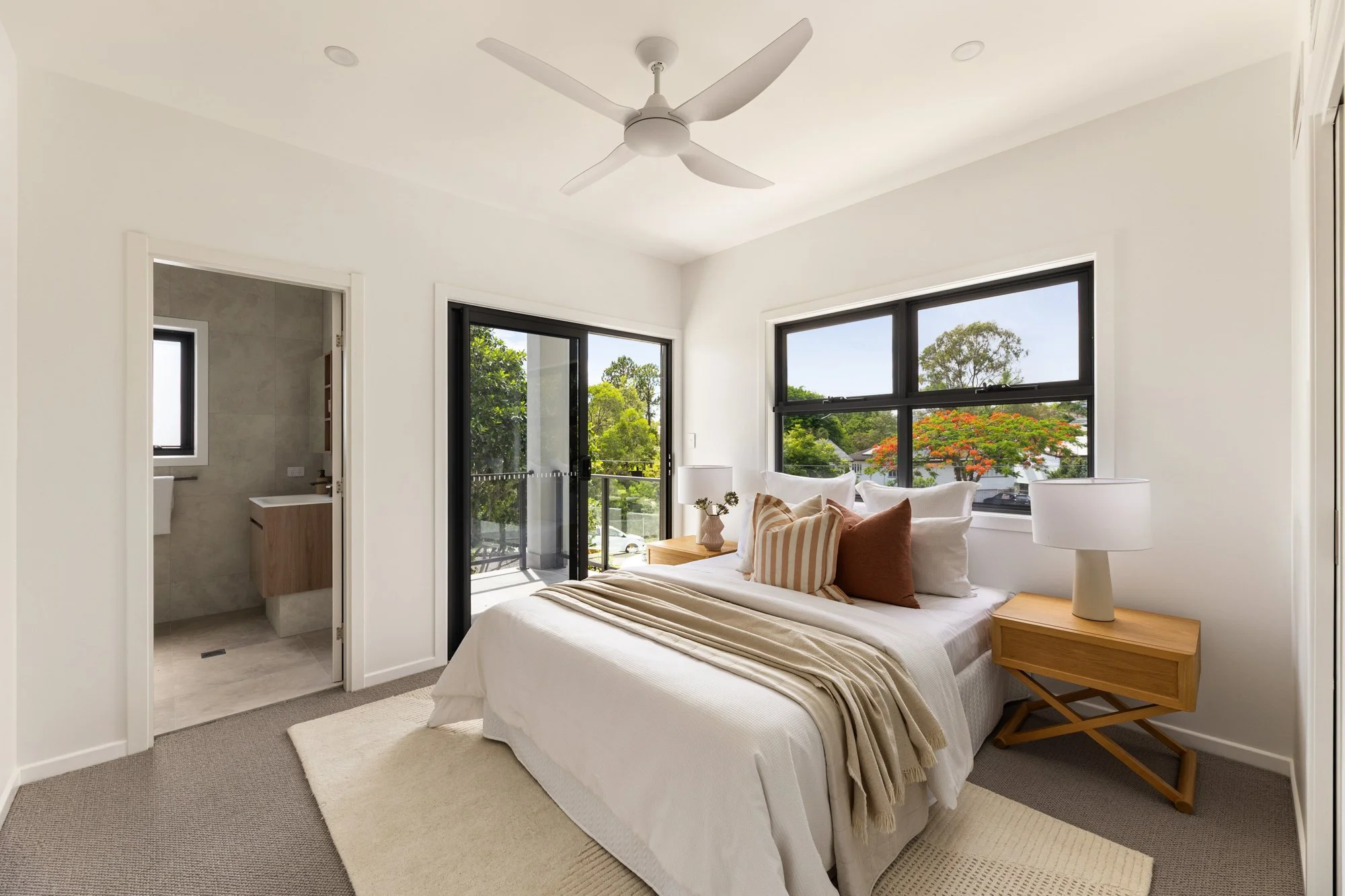 11-27 31 Anzac Road, Carina Heights 03.jpg