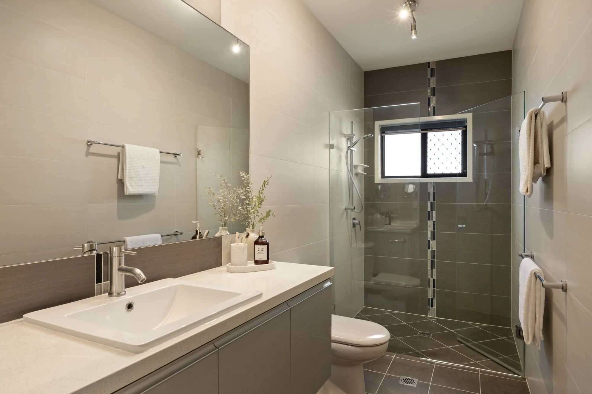 02-02 103 Waterton Street, Annerley 14.jpg