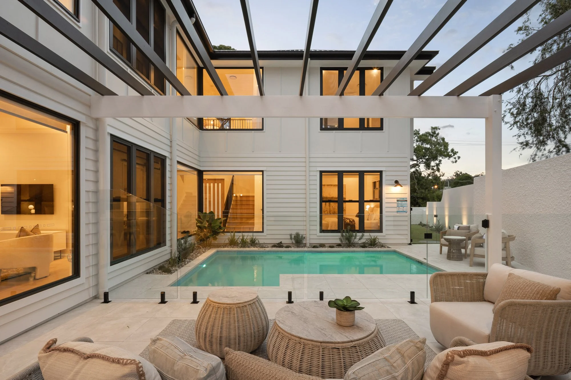 02-02 51 Whatmore Street, Carina Heights 14.jpg