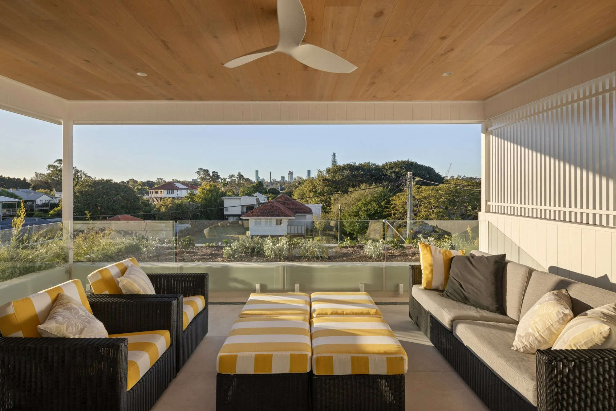 06-13 10 Allamanda Street, Fairfield - Lindona  11.jpg